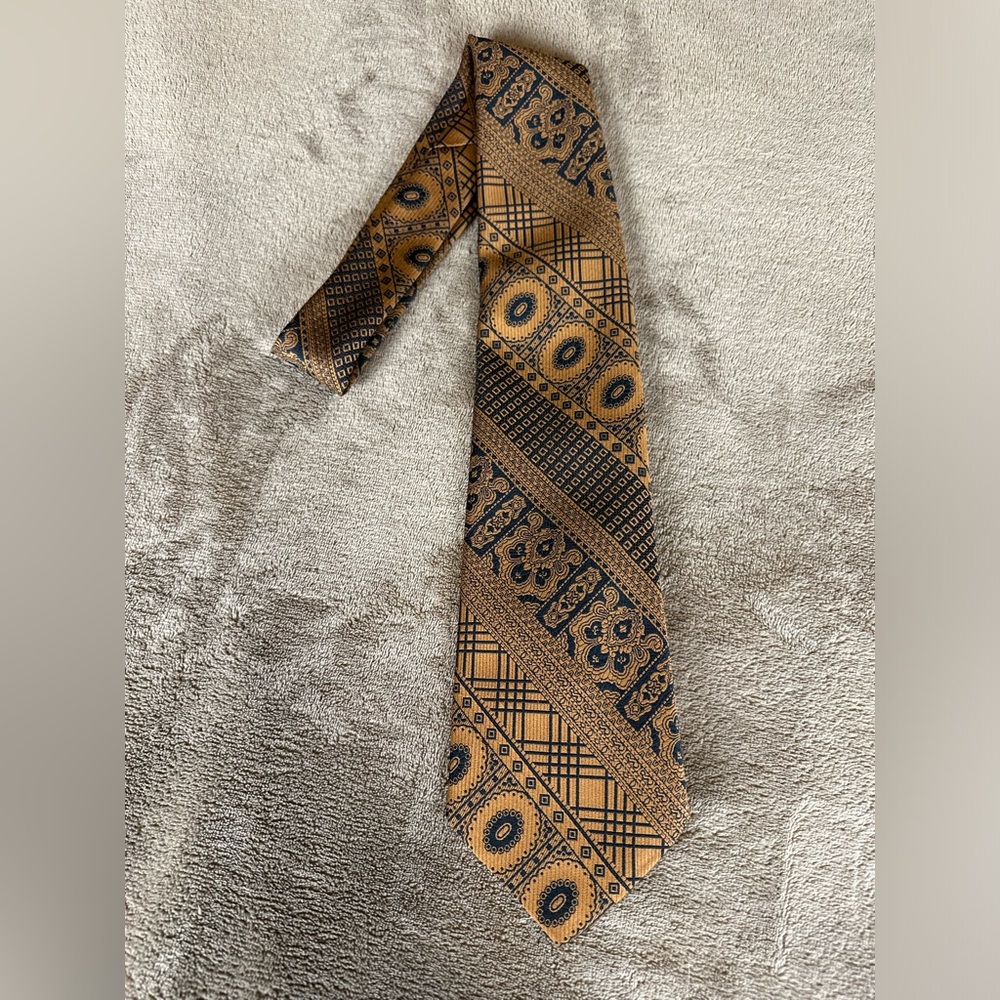 Vintage 1970s Wide Men’s Tie 4.25” Geometric Brown Gold Polyester Retro Miller’s